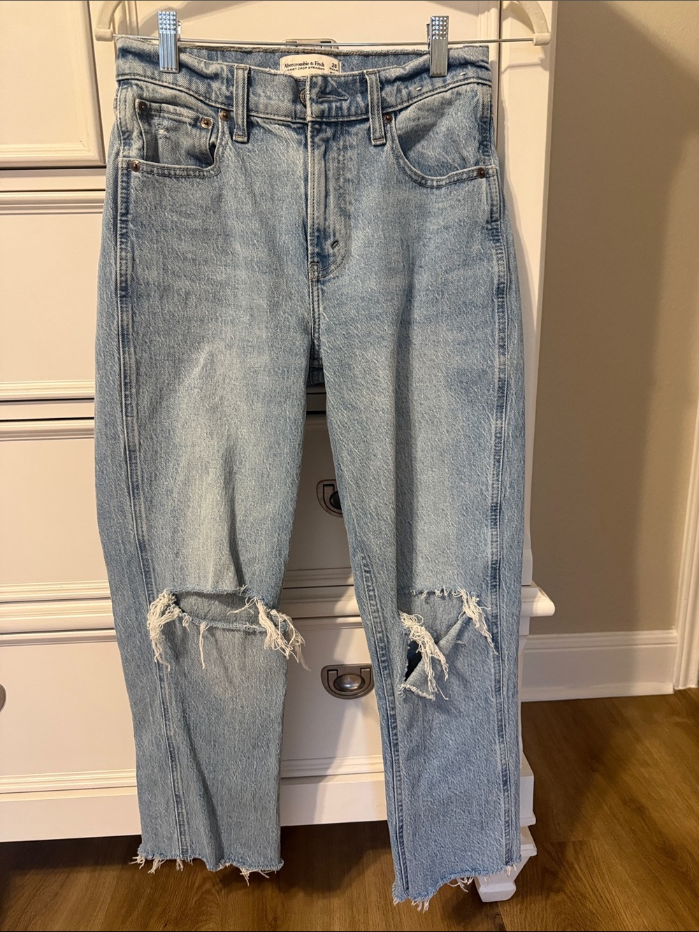 Abercrombie Light Wash Distressed Women's Jeans - v waist Straight Leg crop